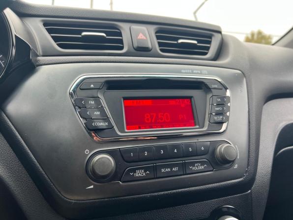 Kia Rio III Рестайлинг с пробегом 2016 года, цена 915 000 рублей, 145194 км, хэтчбек, Автокод Объявления