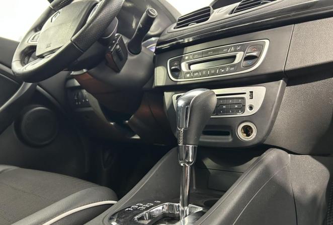Renault Megane III Рестайлинг с пробегом 2013 года, цена 740 000 рублей, 147000 км, хэтчбек, Автокод Объявления