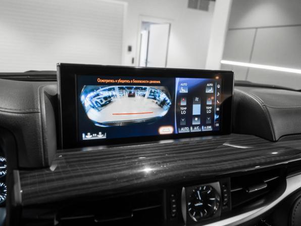 Lexus LX III Рестайлинг 2 с пробегом 2021 года, цена 8 900 000 рублей, 187592 км, внедорожник, Автокод Объявления