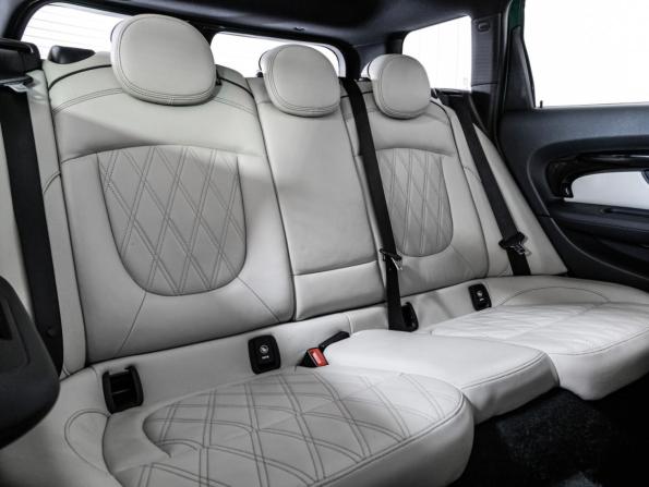 Mini Clubman II Рестайлинг с пробегом 2019 года, цена 2 799 000 рублей, 130415 км, универсал, Автокод Объявления