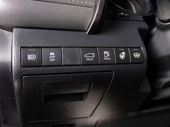 Toyota Camry VIII (XV70) Рестайлинг с пробегом 2022 года, цена 3 129 000 рублей, 136000 км, седан, Автокод Объявления