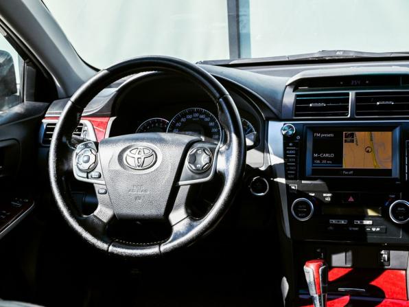 Toyota Camry VII (XV50) с пробегом 2012 года, цена 1 349 000 рублей, 231490 км, седан, Автокод Объявления