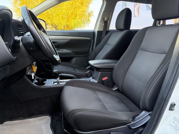Mitsubishi Outlander III Рестайлинг 2 с пробегом 2016 года, цена 1 850 000 рублей, 105735 км, внедорожник, Автокод Объявления
