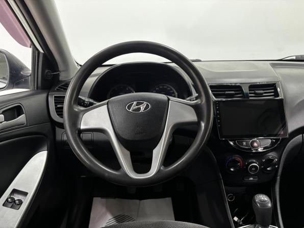 Hyundai Solaris I с пробегом 2014 года, цена 670 000 рублей, 193609 км, седан, Автокод Объявления