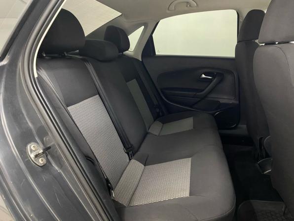 Volkswagen Polo V с пробегом 2010 года, цена 399 000 рублей, 228991 км, седан, Автокод Объявления