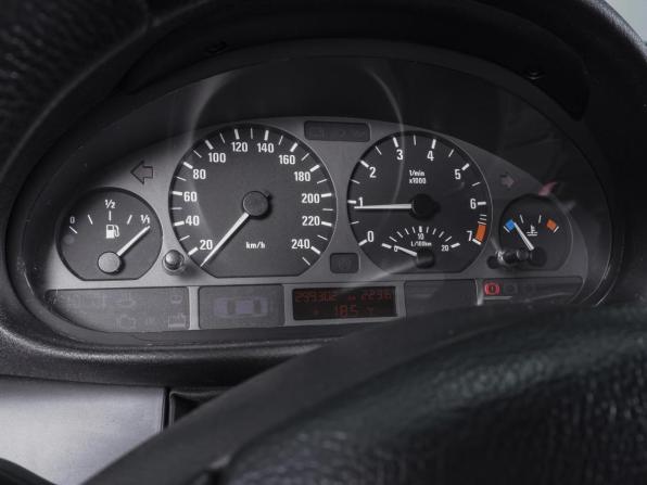 BMW 3 серии IV (E46) Рестайлинг с пробегом 2005 года, цена 929 000 рублей, 299302 км, универсал, Автокод Объявления