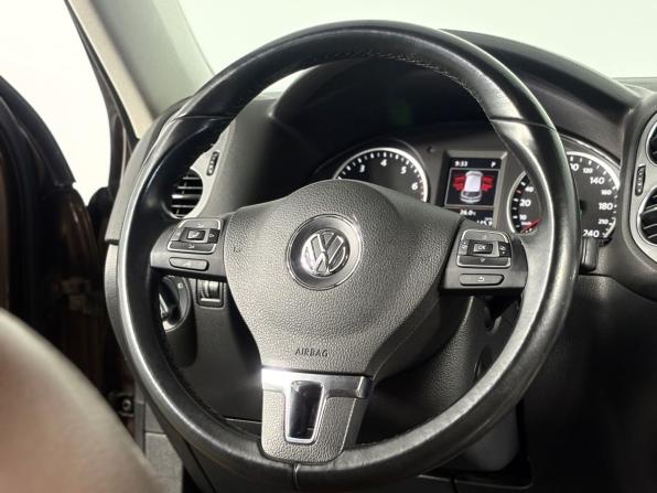 Volkswagen Tiguan I Рестайлинг с пробегом 2015 года, цена 1 730 000 рублей, 190551 км, внедорожник, Автокод Объявления