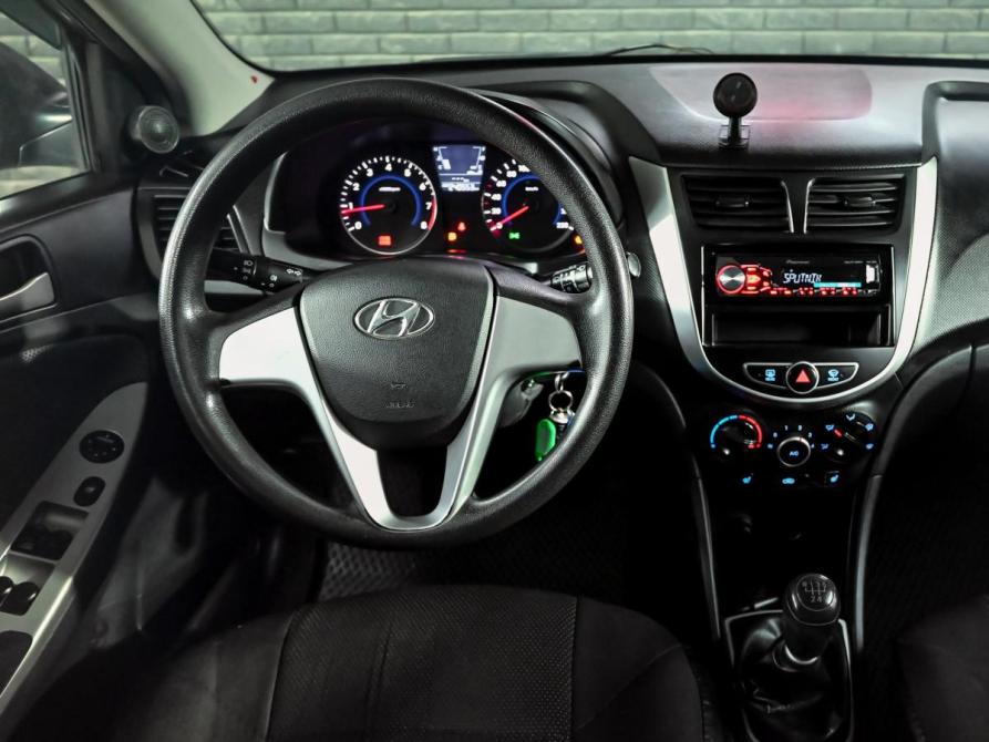Hyundai Solaris I Екатеринбург  - изображение 10