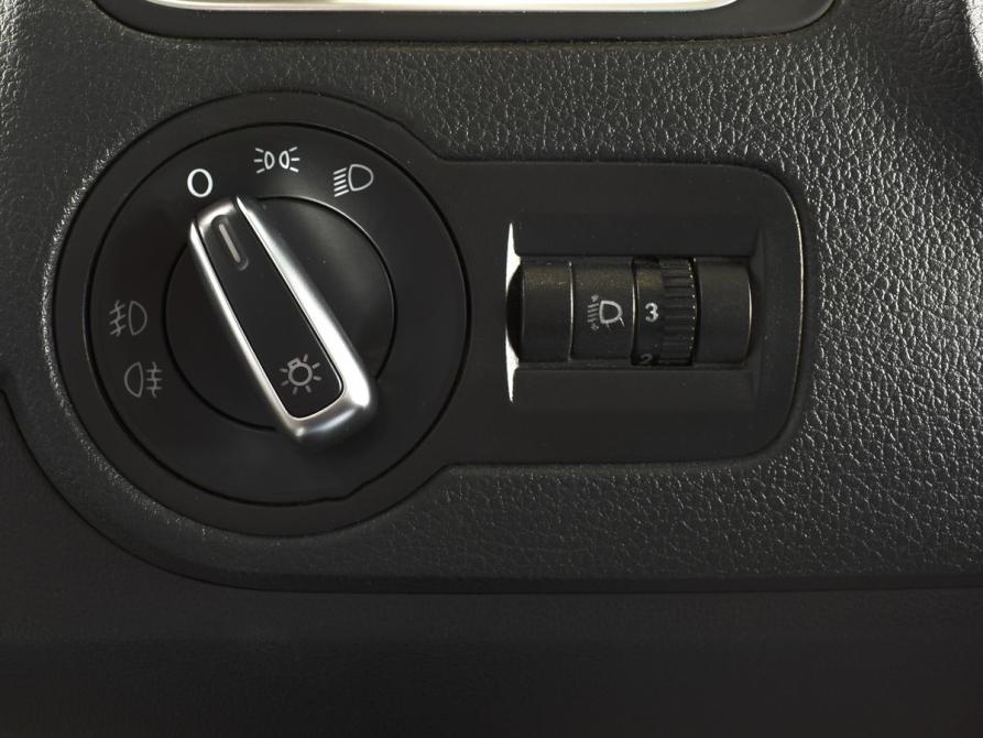 Volkswagen Polo V Рестайлинг Кемерово  - изображение 17