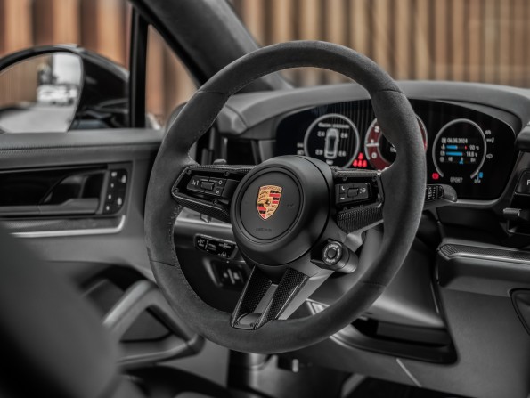Новый Porsche Cayenne III Рестайлинг 2024 года, цена 27 304 400 рублей, внедорожник, Автокод Объявления