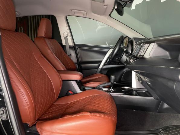 Toyota RAV4 IV (XA40) Рестайлинг с пробегом 2019 года, цена 2 199 000 рублей, 147547 км, внедорожник, Автокод Объявления