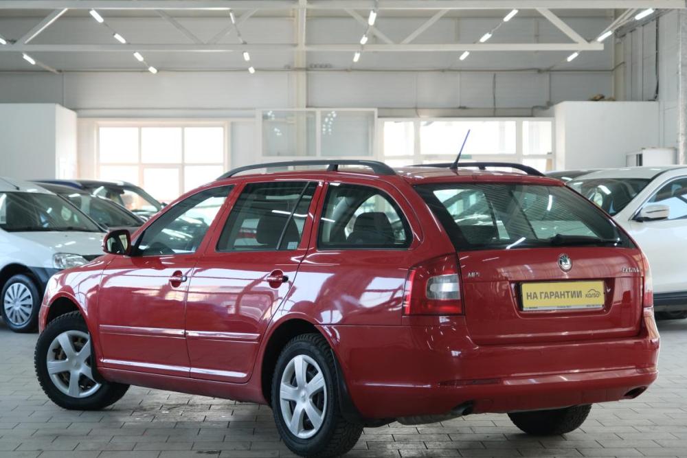 Skoda Octavia II (A5) Рестайлинг Омск  - изображение 5
