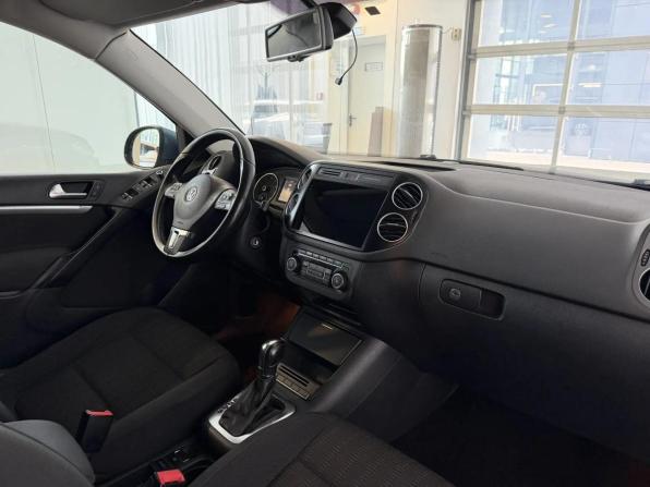 Volkswagen Tiguan I Рестайлинг с пробегом 2012 года, цена 1 040 000 рублей, 232041 км, внедорожник, Автокод Объявления