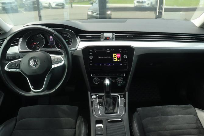 Volkswagen Passat B8 Рестайлинг с пробегом 2020 года, цена 2 576 000 рублей, 90929 км, седан, Автокод Объявления
