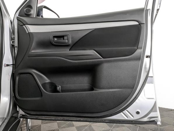 Mitsubishi Outlander III Рестайлинг 2 с пробегом 2016 года, цена 1 790 000 рублей, 90640 км, внедорожник, Автокод Объявления