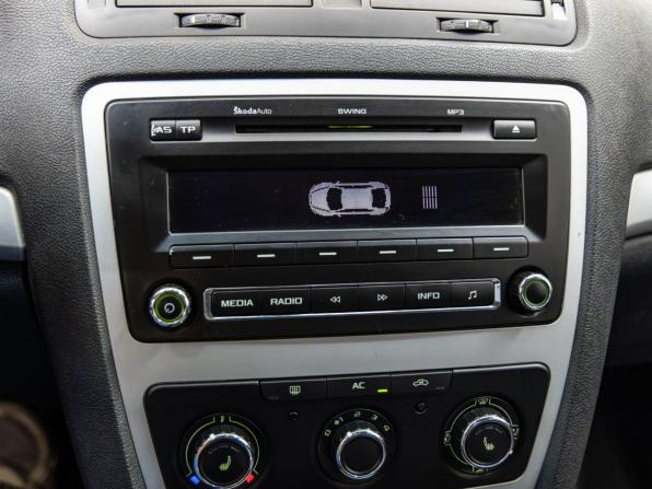 Skoda Octavia II (A5) Рестайлинг с пробегом 2012 года, цена 768 000 рублей, 153922 км, лифтбек, Автокод Объявления