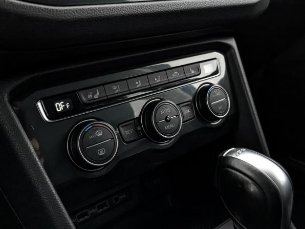 Volkswagen Tiguan II с пробегом 2019 года, цена 2 370 000 рублей, 146270 км, внедорожник, Автокод Объявления