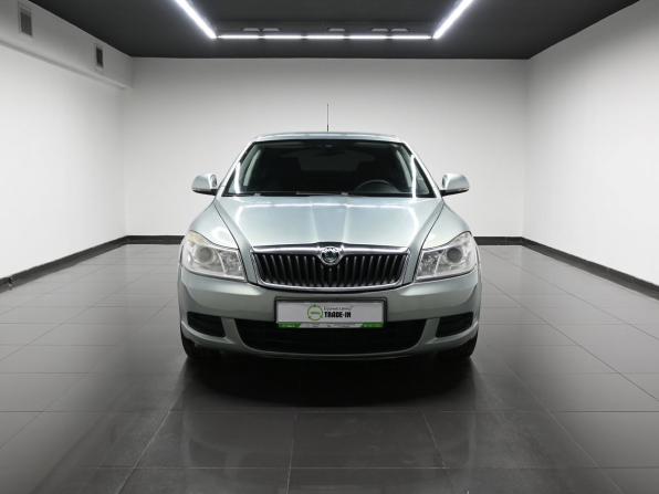 Skoda Octavia II (A5) Рестайлинг с пробегом 2009 года, цена 655 000 рублей, 261534 км, лифтбек, Автокод Объявления