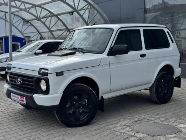 Lada (ВАЗ) Niva Legend с пробегом 2024 года, цена 920 000 рублей, 28182 км, внедорожник, Автокод Объявления
