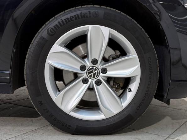 Volkswagen Passat B8 Рестайлинг с пробегом 2021 года, цена 2 889 800 рублей, 74000 км, седан, Автокод Объявления