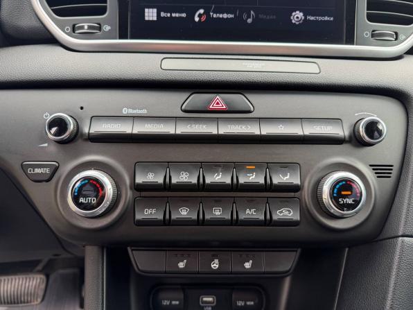 Kia Sportage IV Рестайлинг с пробегом 2020 года, цена 2 235 000 рублей, 105000 км, внедорожник, Автокод Объявления