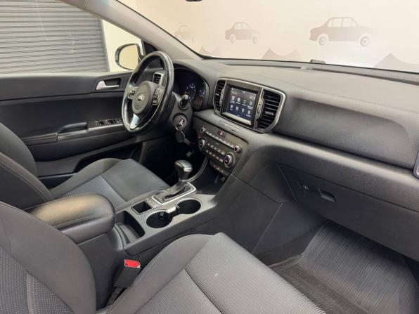 Kia Sportage IV с пробегом 2017 года, цена 1 790 000 рублей, 159605 км, внедорожник, Автокод Объявления