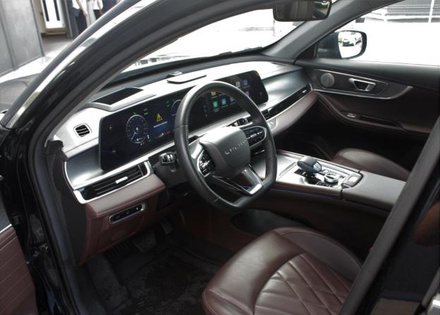 Chery Tiggo 8 Pro Plug-in Hybrid с пробегом 2023 года, цена 2 950 000 рублей, 27786 км, внедорожник, Автокод Объявления