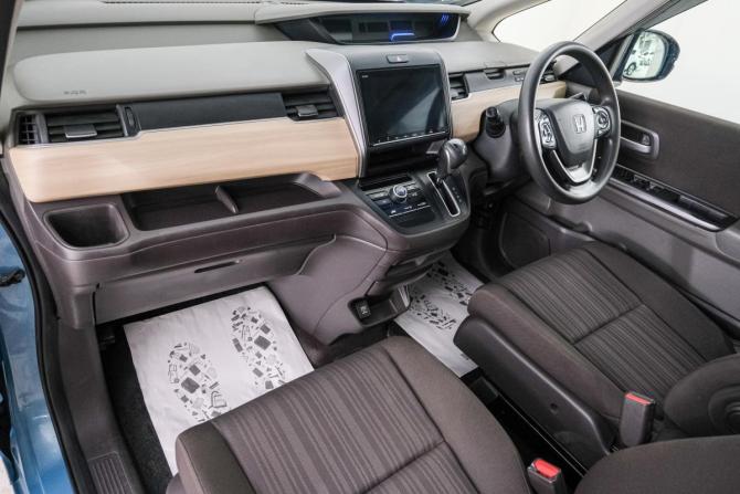 Honda Freed II с пробегом 2019 года, цена 1 499 000 рублей, 88500 км, компактвэн, Автокод Объявления