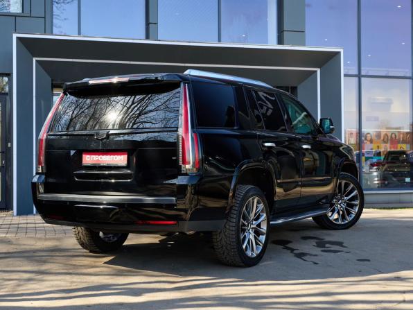 Cadillac Escalade IV с пробегом 2019 года, цена 5 350 000 рублей, 95850 км, внедорожник, Автокод Объявления