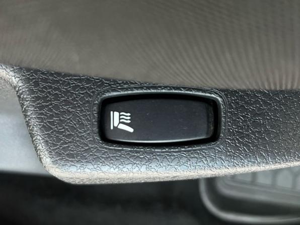 Renault Sandero II Рестайлинг с пробегом 2019 года, цена 970 000 рублей, 76655 км, хэтчбек, Автокод Объявления