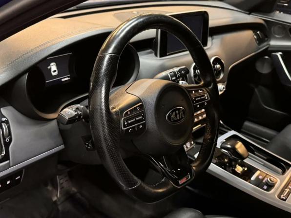 Kia Stinger I с пробегом 2018 года, цена 2 897 000 рублей, 145000 км, лифтбек, Автокод Объявления