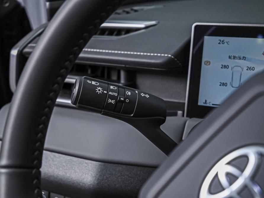 Toyota RAV4 VI (XA60) Ставрополь  - изображение 17