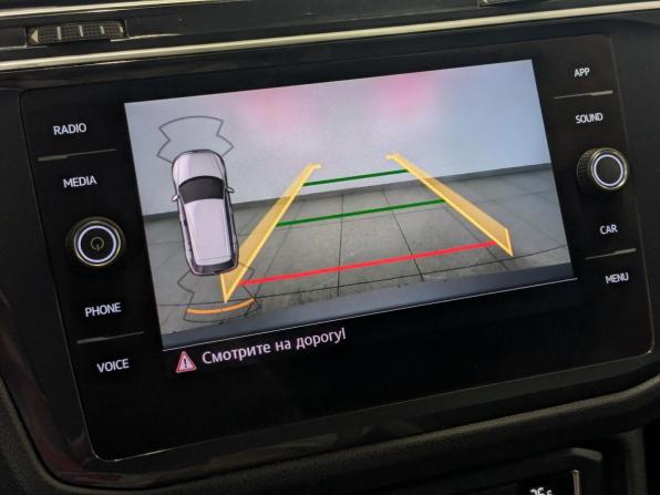 Volkswagen Tiguan II с пробегом 2019 года, цена 2 190 000 рублей, 134997 км, внедорожник, Автокод Объявления