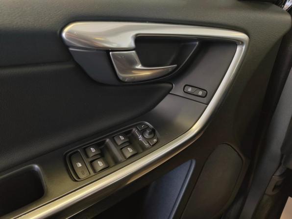Volvo XC60 I Рестайлинг с пробегом 2016 года, цена 1 600 000 рублей, 284989 км, внедорожник, Автокод Объявления