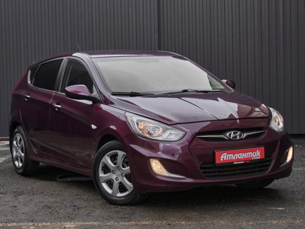 Hyundai Solaris I с пробегом 2012 года, цена 795 000 рублей, 115288 км, хэтчбек, Автокод Объявления