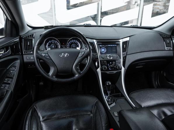 Hyundai Sonata VI (YF) с пробегом 2011 года, цена 914 400 рублей, 248435 км, седан, Автокод Объявления
