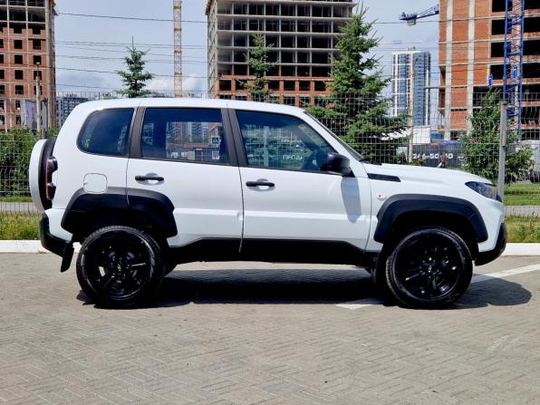 Новый Lada (ВАЗ) Niva Travel I Рестайлинг 2025 года, цена 1 408 325 рублей, внедорожник, Автокод Объявления