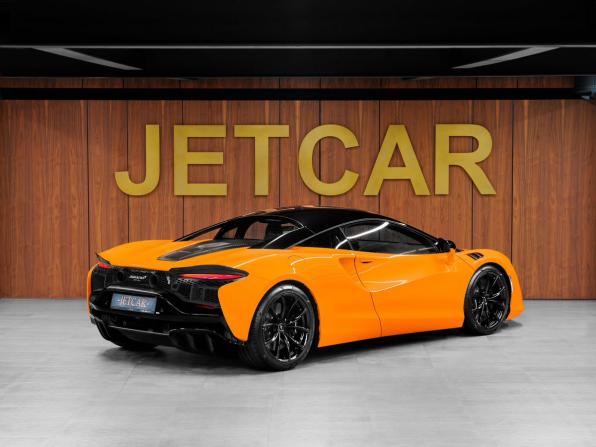 McLaren Artura с пробегом 2023 года, цена 24 900 000 рублей, 2490 км, купе, Автокод Объявления