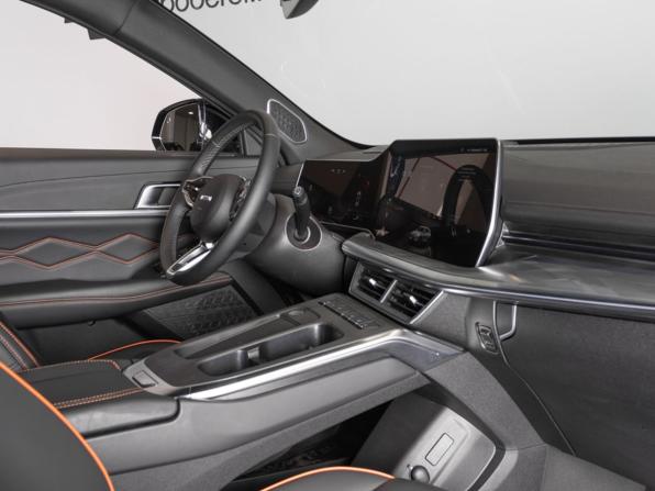 Haval F7 II с пробегом 2024 года, цена 2 541 800 рублей, 14250 км, внедорожник, Автокод Объявления
