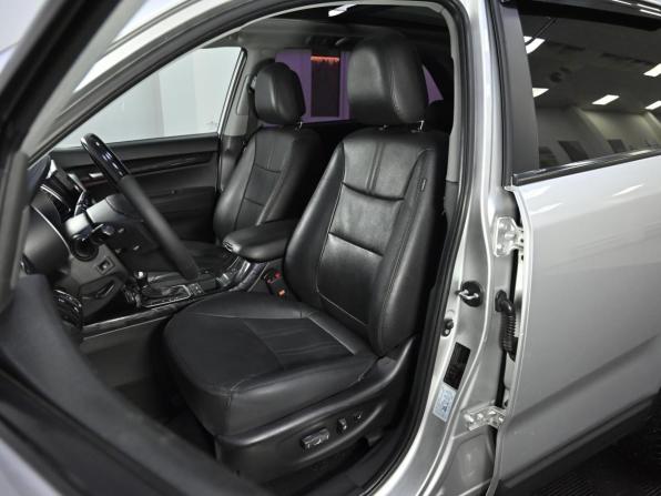 Kia Sorento II Рестайлинг с пробегом 2012 года, цена 1 249 000 рублей, 241000 км, внедорожник, Автокод Объявления