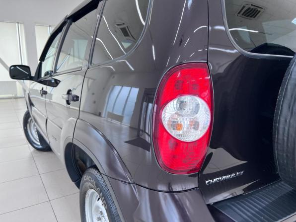 Chevrolet Niva I Рестайлинг с пробегом 2017 года, цена 760 000 рублей, 97727 км, внедорожник, Автокод Объявления