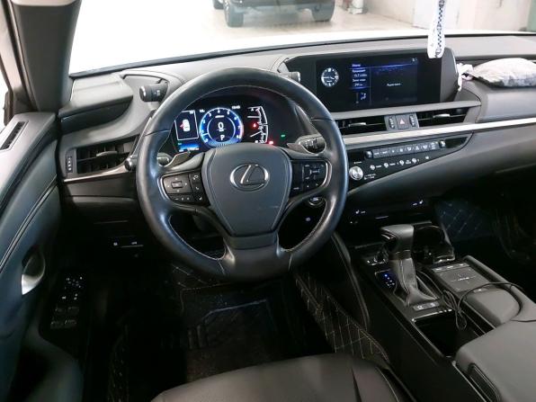 Lexus ES VII с пробегом 2021 года, цена 3 990 000 рублей, 17900 км, седан, Автокод Объявления