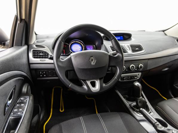 Renault Fluence I с пробегом 2013 года, цена 628 000 рублей, 209728 км, седан, Автокод Объявления
