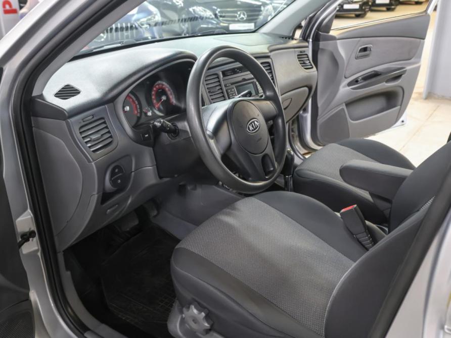 Kia Rio III Москва  - изображение 16