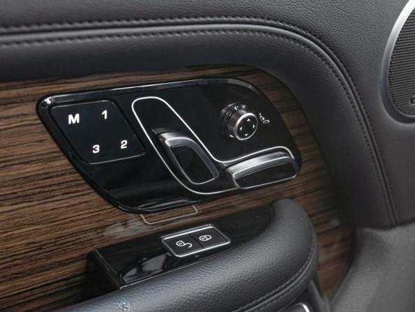 Land Rover Range Rover IV Рестайлинг с пробегом 2018 года, цена 6 439 000 рублей, 82803 км, внедорожник, Автокод Объявления