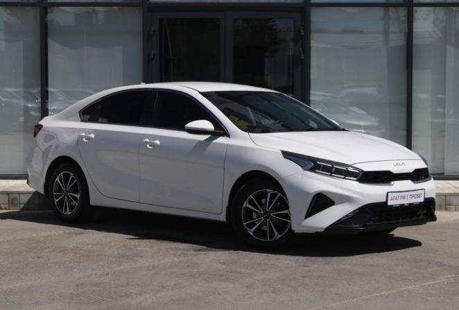 Kia Cerato IV Рестайлинг с пробегом 2021 года, цена 2 220 000 рублей, 174415 км, седан, Автокод Объявления
