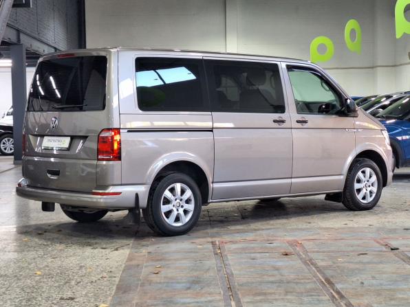 Volkswagen Multivan T6 с пробегом 2018 года, цена 3 130 000 рублей, 209548 км, минивэн, Автокод Объявления