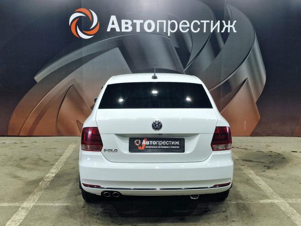 Volkswagen Polo V Рестайлинг с пробегом 2019 года, цена 1 348 000 рублей, 78356 км, седан, Автокод Объявления
