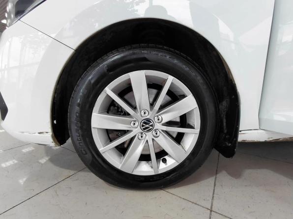 Volkswagen Polo VI с пробегом 2022 года, цена 1 070 000 рублей, 304881 км, лифтбек, Автокод Объявления