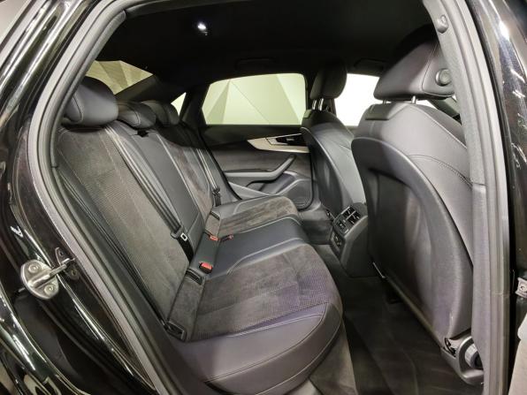 Audi A4 V (B9) Рестайлинг с пробегом 2021 года, цена 3 497 000 рублей, 93747 км, седан, Автокод Объявления